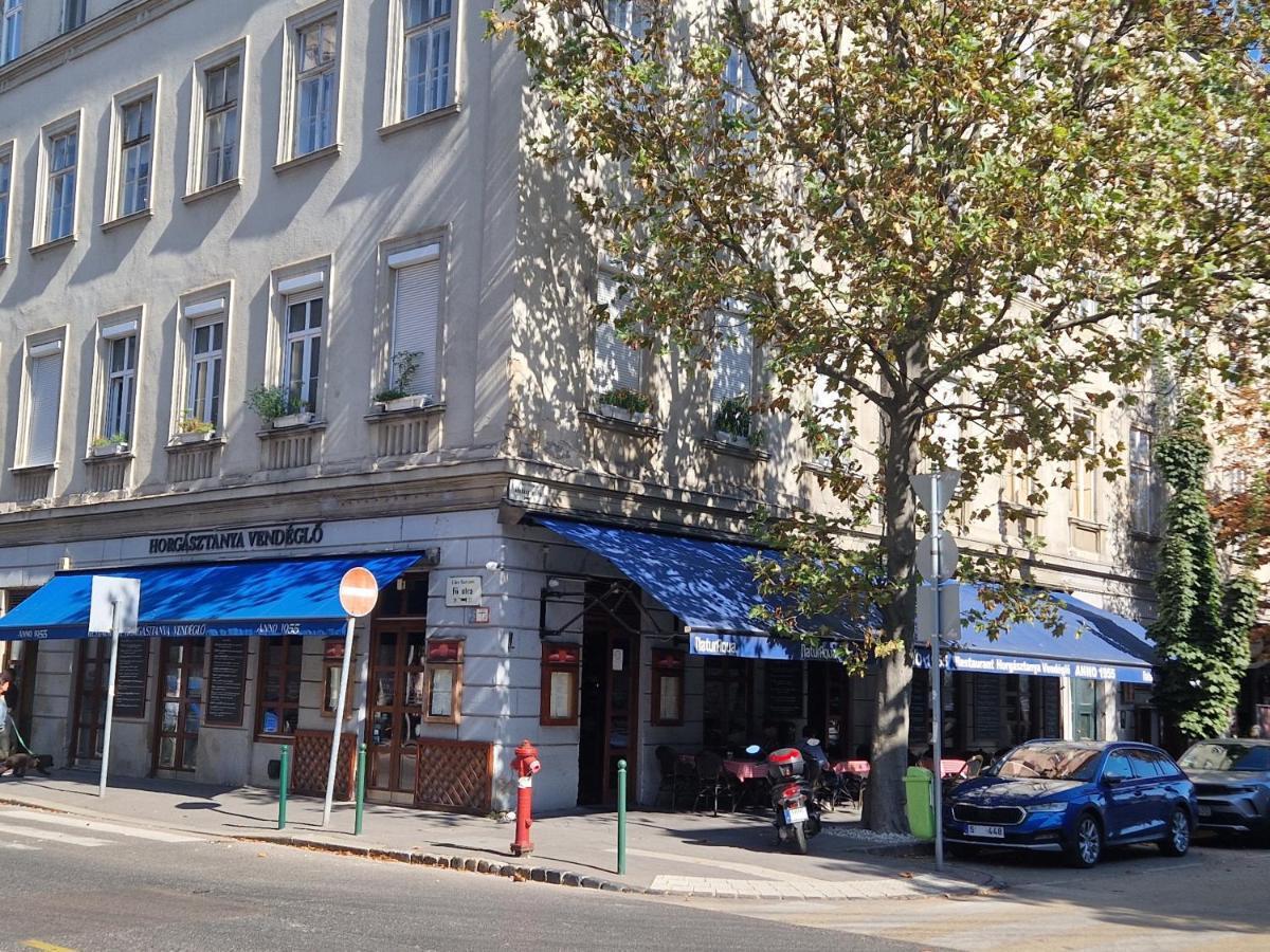 Halasz 2-Bedroom Apartment Near Castle, Free Public Parking Nearby Budapest Exteriör bild